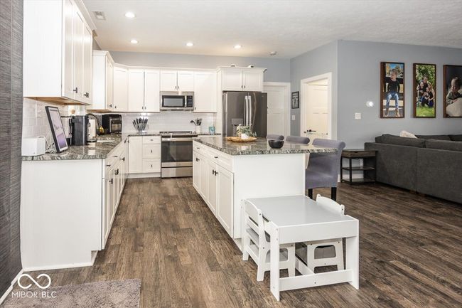 694 Sobota Way, House other with 3 bedrooms, 2 bathrooms and null parking in Trafalgar IN | Image 10