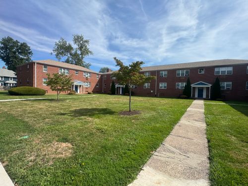 apt-3-25 Natick St, Hartford, CT, 06106-4063 | Card Image