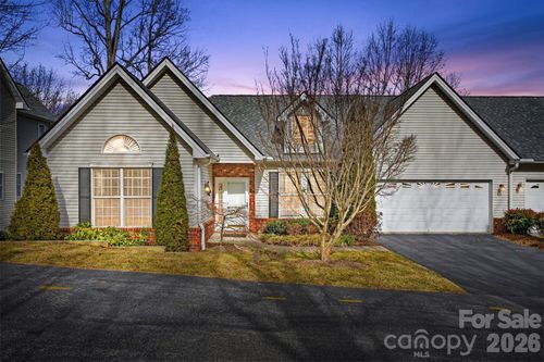 103 Trumpet Ln, Asheville, NC, 28803-8677 | Card Image