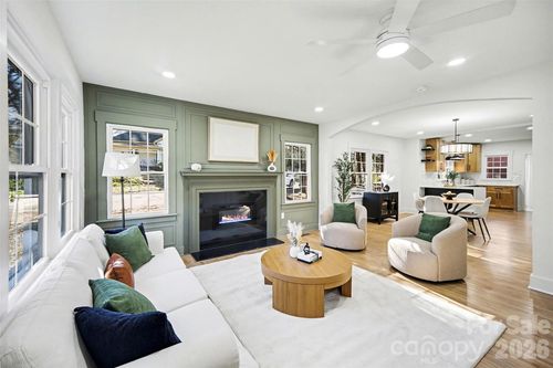 411 Hanna St, Gastonia, NC, 28052-4069 | Card Image