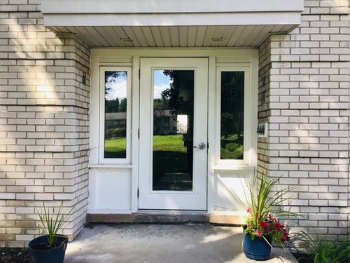 b-117-4113 Telegraph Rd, Bloomfield Hills, MI, 48302-2075 | Card Image