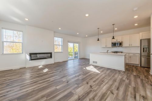 193 Huntington Dr, Waconia, MN, 55387-5520 | Card Image