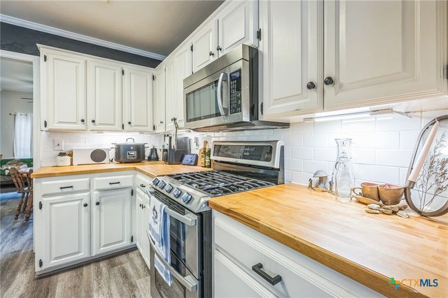 1811 Rally Ln, House other with 4 bedrooms, 3 bathrooms and null parking in Harker Heights TX | Image 8