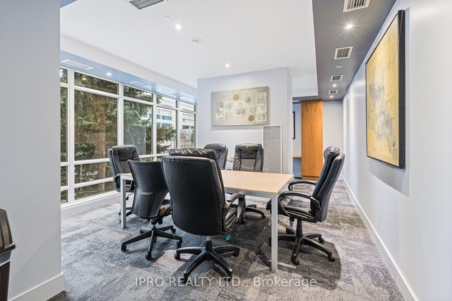 1808 - 373 Front St W, Condo with 3 bedrooms, 2 bathrooms and 1 parking in Toronto ON | Image 20