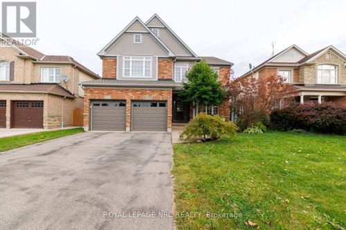 6430 St Michael Avenue, Niagara Falls (Forestview), ON, L2H0C5 | Card Image