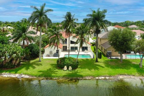 8879 Indian River Run, Boynton Beach, FL, 33472-2445 | Card Image