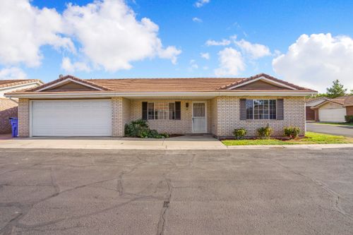 12-1040 E 900 S, St George, UT, 84790-4000 | Card Image