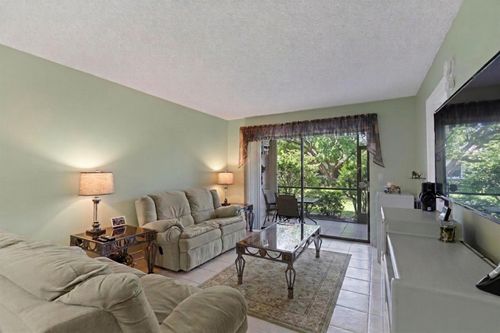 1090-3325 Jaywood Ter, Boca Raton, FL, 33431-6540 | Card Image