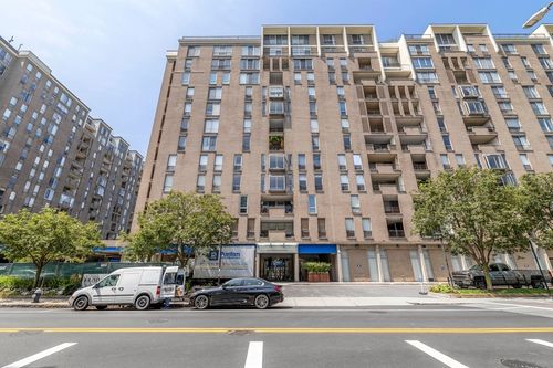 apt-919-33 Pond Ave, Brookline, MA, 02445-7158 | Card Image