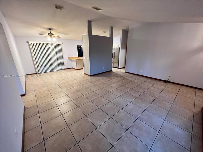 1921 Sw Hickock Ter, House other with 3 bedrooms, 2 bathrooms and null parking in Port St. Lucie FL | Image 9