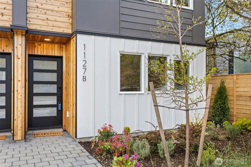 b-1127 Nw 58th St, Seattle, WA, 98107-2915 | Card Image