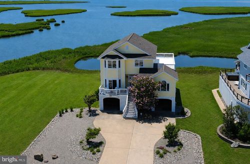 6 S Shore Dr, Bethany Beach, DE, 19930-9226 | Card Image