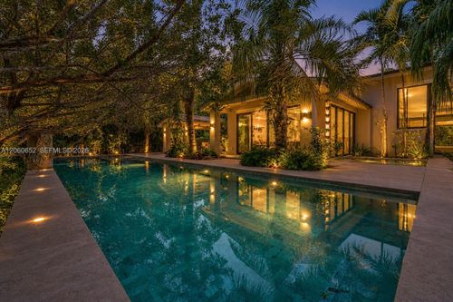 6840 Sunrise Pl, Coral Gables, FL, 33133-7026 | Card Image