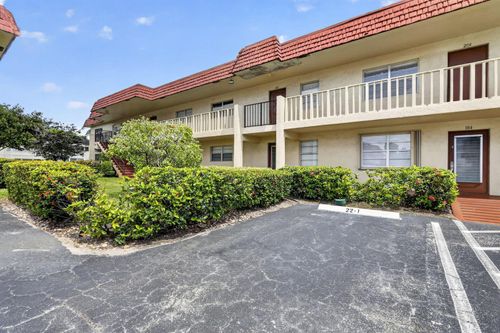 101-22 Abbey Ln, Delray Beach, FL, 33446-1725 | Card Image