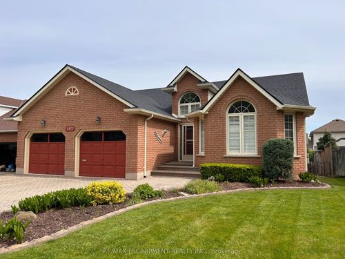 107 Dorchester Dr, Grimsby, ON, L3M5H5 | Card Image