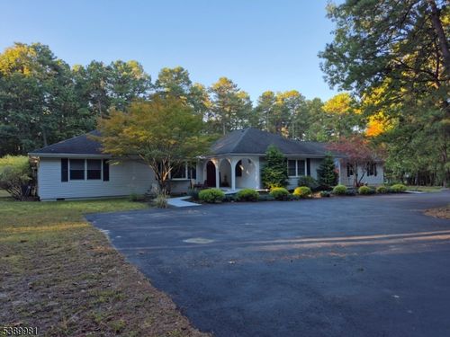 379 E Bird Village Rd, Jackson, NJ, 08527-4642 | Card Image