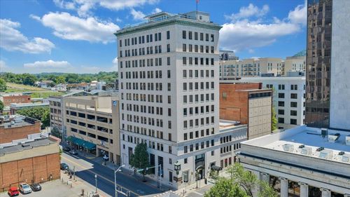 2-204 S Jefferson St, Roanoke, VA, 24011 | Card Image