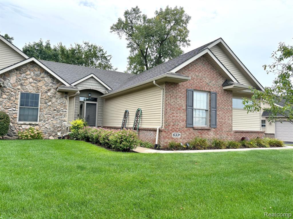 Sycamore View Dr, Brighton, MI 48116