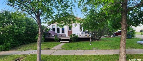 111 Alfred St, Kyle, SK, S0L1T0 | Card Image