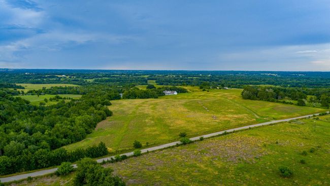 7101 Boehnemann Rd, Home with 3 bedrooms, 4 bathrooms and 2 parking in Brenham TX | Image 39