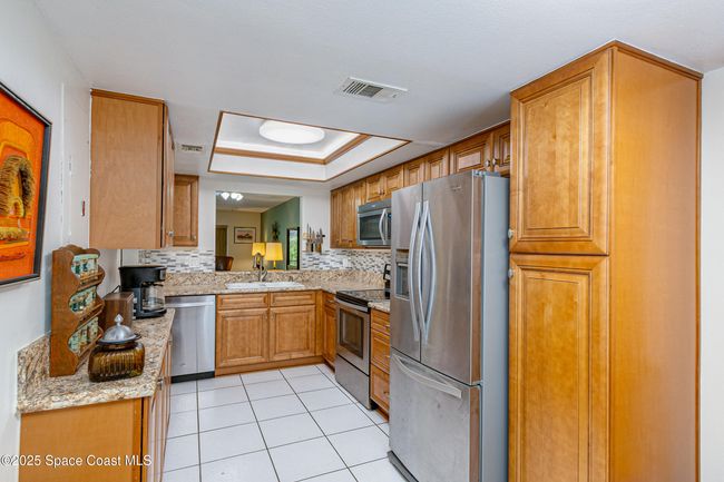 61 - 290 Paradise Blvd, Townhouse with 2 bedrooms, 2 bathrooms and null parking in Indialantic FL | Image 11