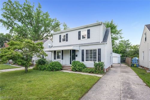 452 E 329th Street, Willowick, OH, 44095 | Card Image