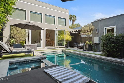 329 Westbourne Dr, West Hollywood, CA, 90048-1909 | Card Image