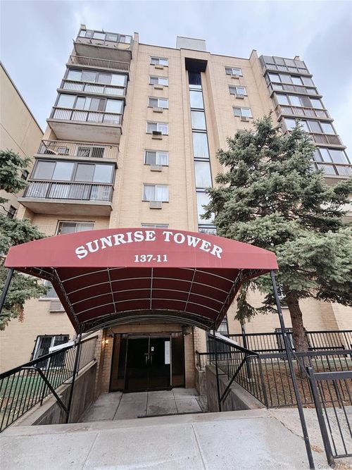 2n-137-11 32nd Ave, Flushing, NY, 11354-2671 | Card Image
