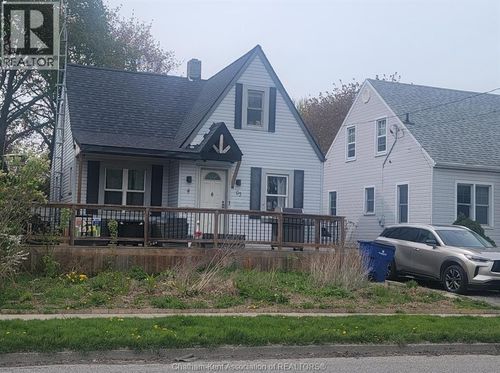 95 Poplar St, Chatham, ON, N7L1K2 | Card Image