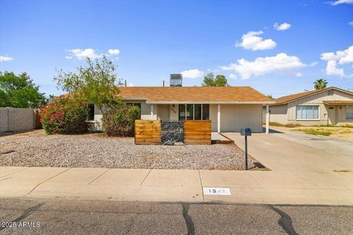 1526 W Hartford Ave, Phoenix, AZ, 85023-2552 | Card Image