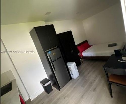 studio-2723 Sw 13th St, Miami, FL, 33145-1121 | Card Image
