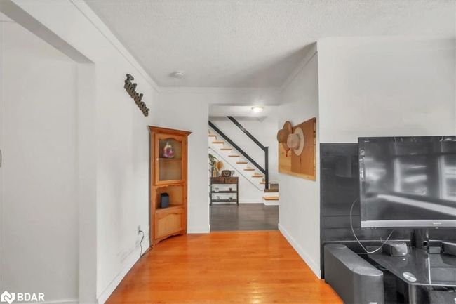 336 Pineview Gdns, House other with 4 bedrooms, 2 bathrooms and 5 parking in Shelburne ON | Image 11