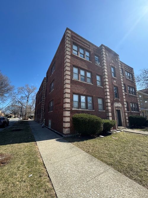 2-239 E 108th Street, Chicago, IL, 60628 | Card Image
