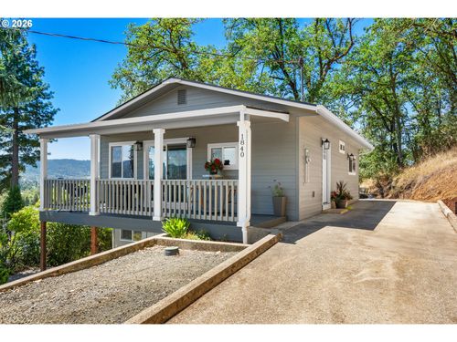 1840 Nw Goetz St, Roseburg, OR, 97471-1680 | Card Image