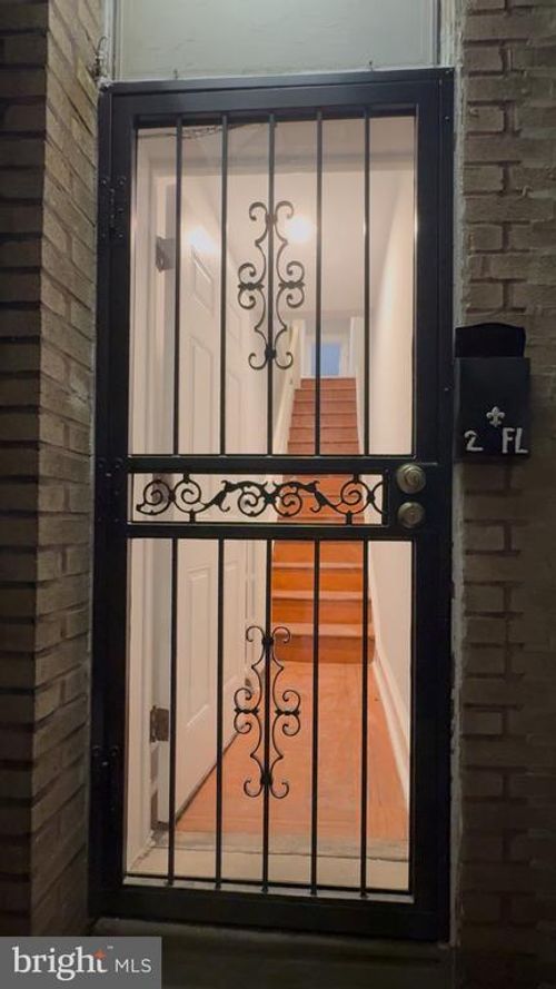 2-3541 Vista St, PHILADELPHIA, PA, 19136-3824 | Card Image