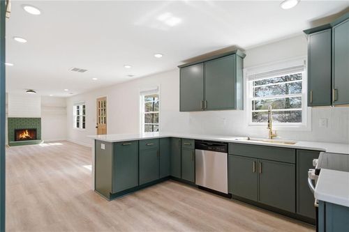 1770 Woodland Trl, cumming, GA, 30041-8438 | Card Image