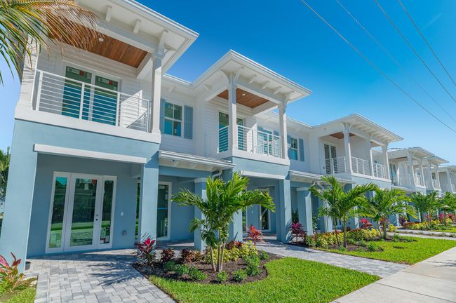 4680 Se Manatee Way, Condo with 3 bedrooms, 3 bathrooms and null parking in Stuart FL | Image 33