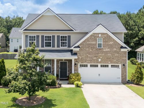 2025 Tulip Spring Dr, Zebulon, NC, 27597-7690 | Card Image