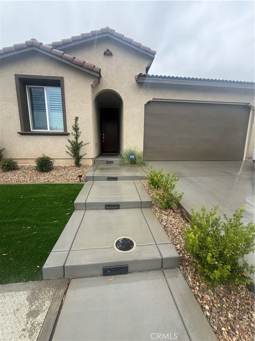 618 W Maitland Avenue, Ontario, CA, 91762 | Card Image