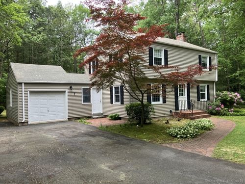 19 Crescent Way, Simsbury, CT, 06070-2305 | Card Image