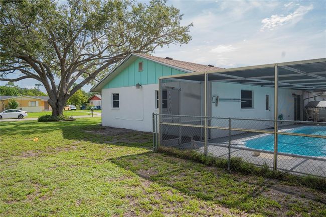 1004 65 Th Ave W, House other with 3 bedrooms, 2 bathrooms and null parking in BRADENTON FL | Image 6