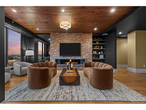 1934-1750 Wewatta St, Denver, CO, 80202-6701 | Card Image