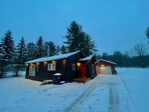 1746 Gravenhurst Parkway, Gravenhurst, ON, P1P1R3 | Card Image