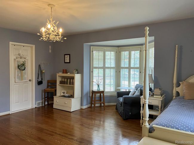 645 Lone Pine Rd, House other with 3 bedrooms, 5 bathrooms and null parking in Bloomfield Hills MI | Image 15