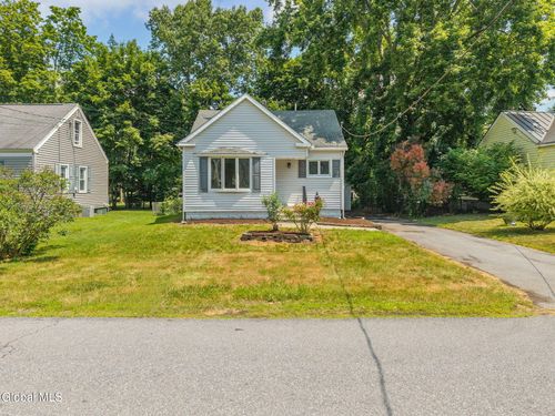 5 Surrey Rd, Glenville, NY, 12302-5005 | Card Image