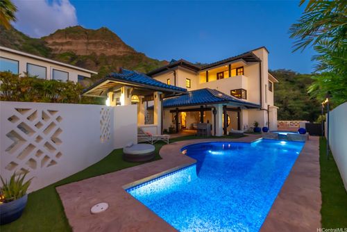 2999 Makalei Pl, Honolulu, HI, 96815-4742 | Card Image