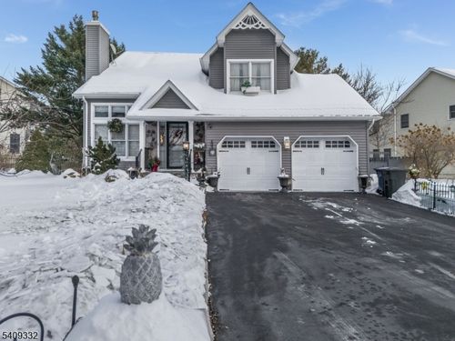 7 Rachel Ct, Clinton, NJ, 08809-1382 | Card Image