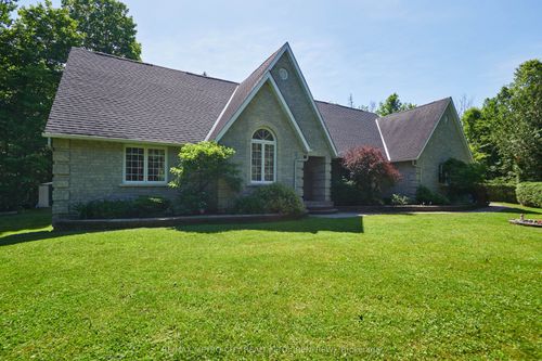2069 Highway 132 Rd, Renfrew, ON, K7V3Z7 | Card Image
