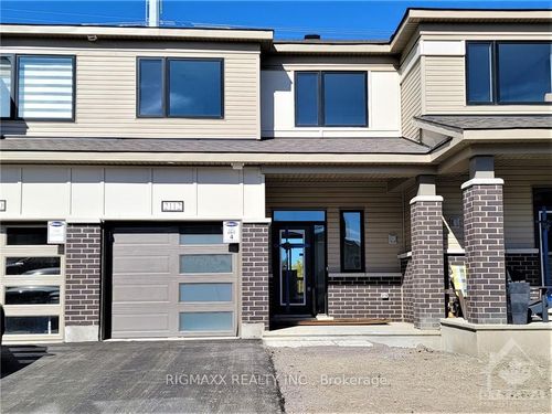 2112 Winsome Terr, Orléans, ON, K4A5N1 | Card Image