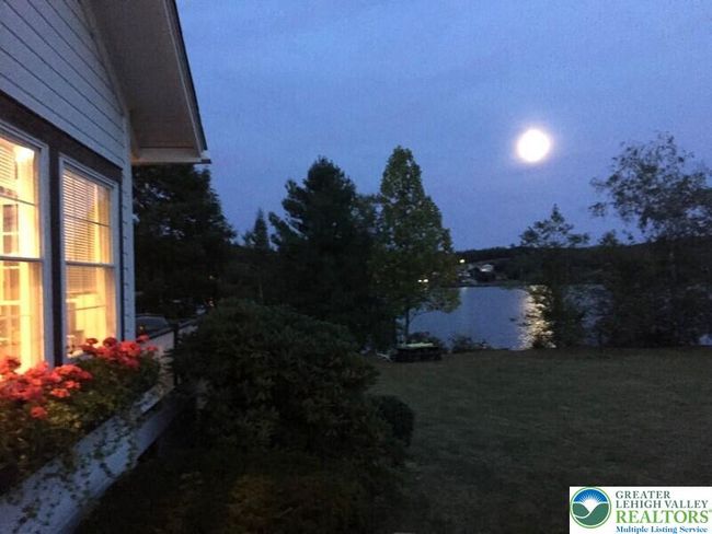 32 Shore Dr, House other with 2 bedrooms, 1 bathrooms and null parking in Tunkhannock PA | Image 26